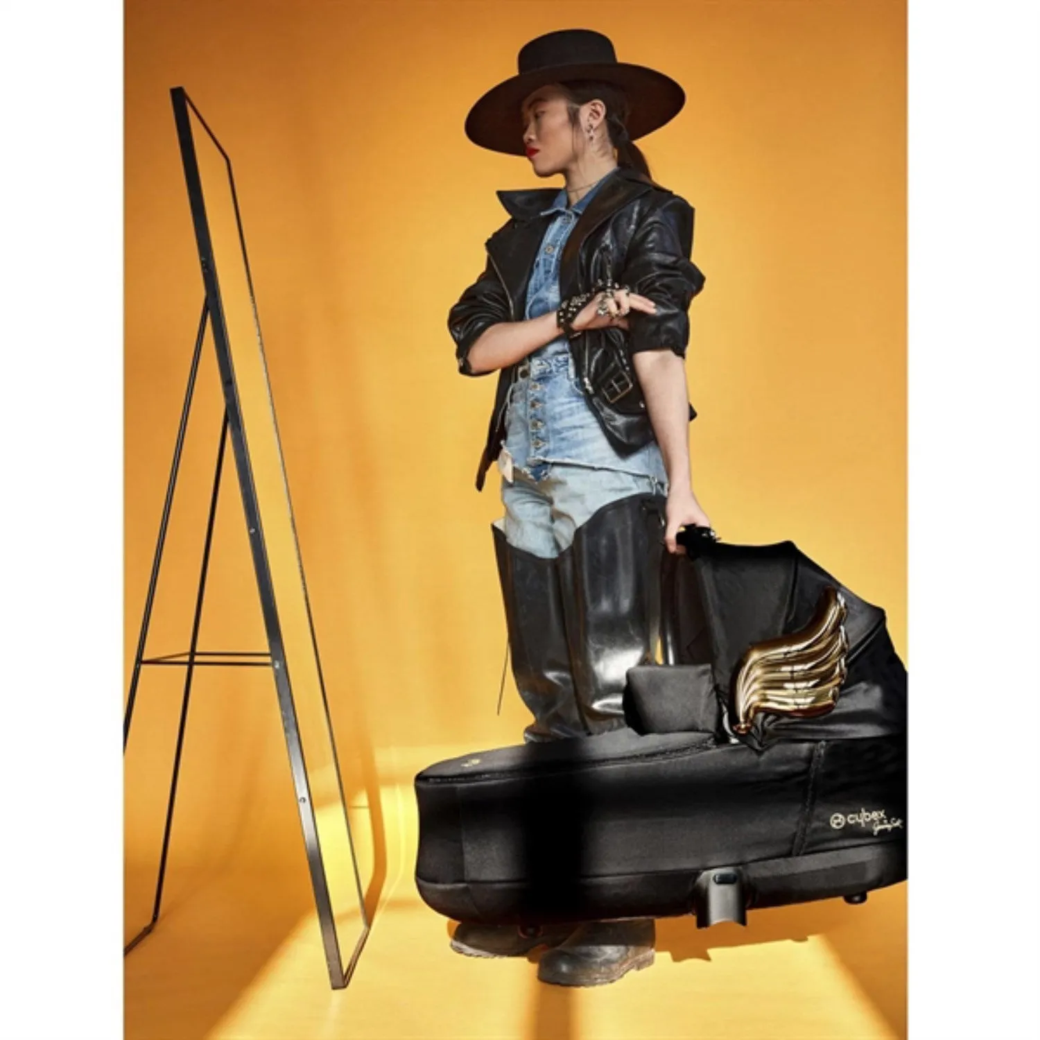 Cybex