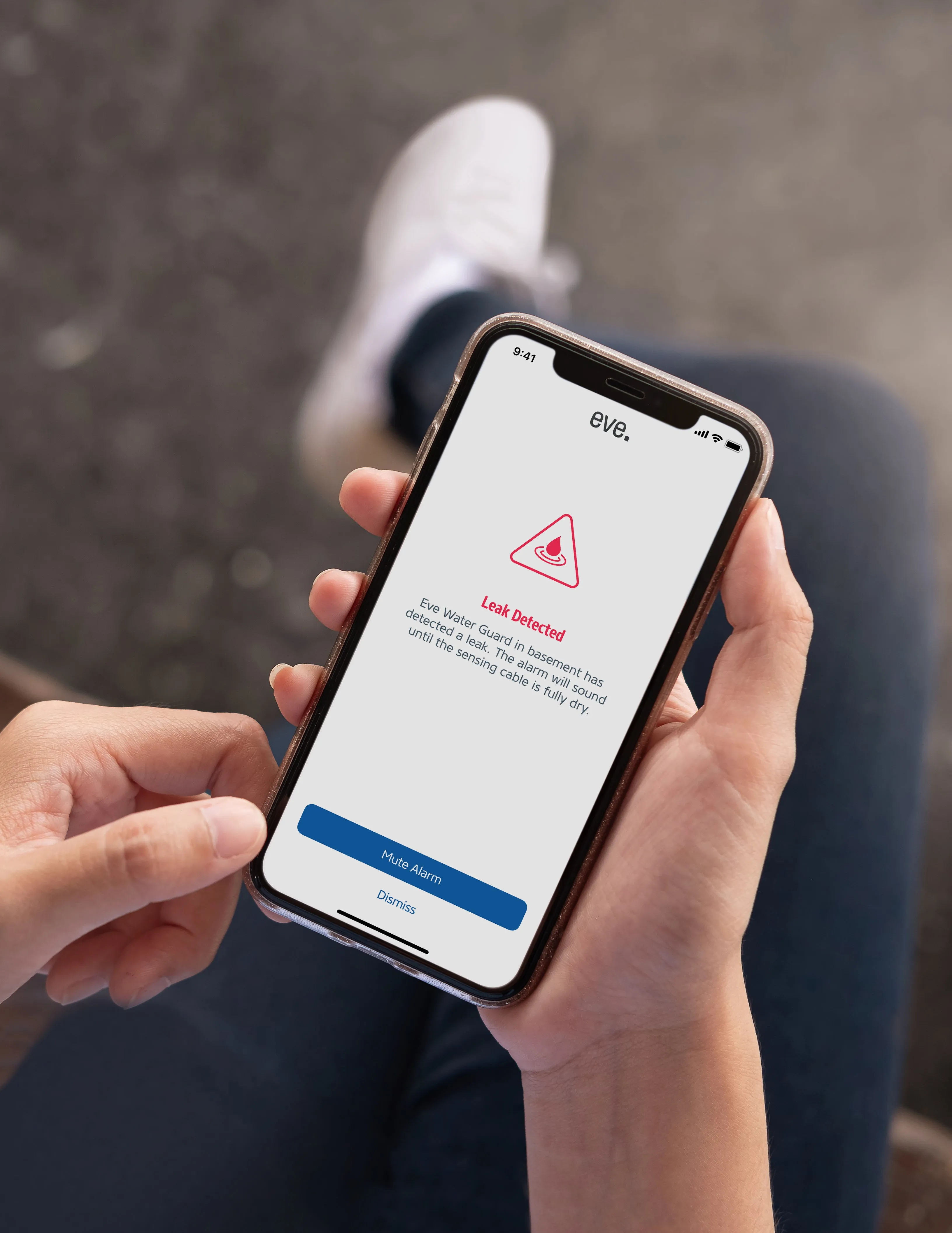 Eve Connected Water Leak Detector with Apple HomeKit technology