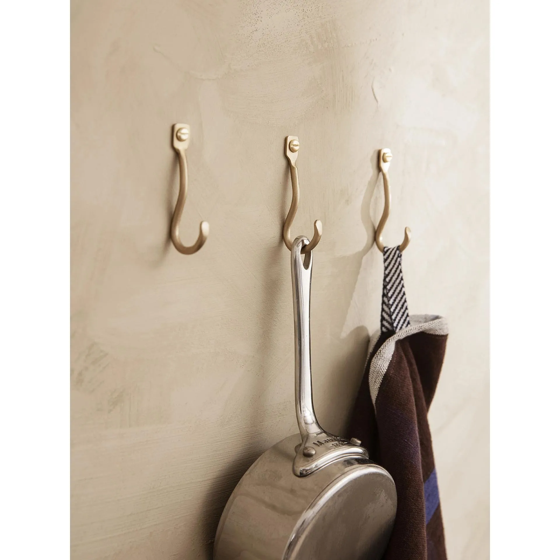 Ferm Living Curvature Mini Hook Brass, 3 Pcs.