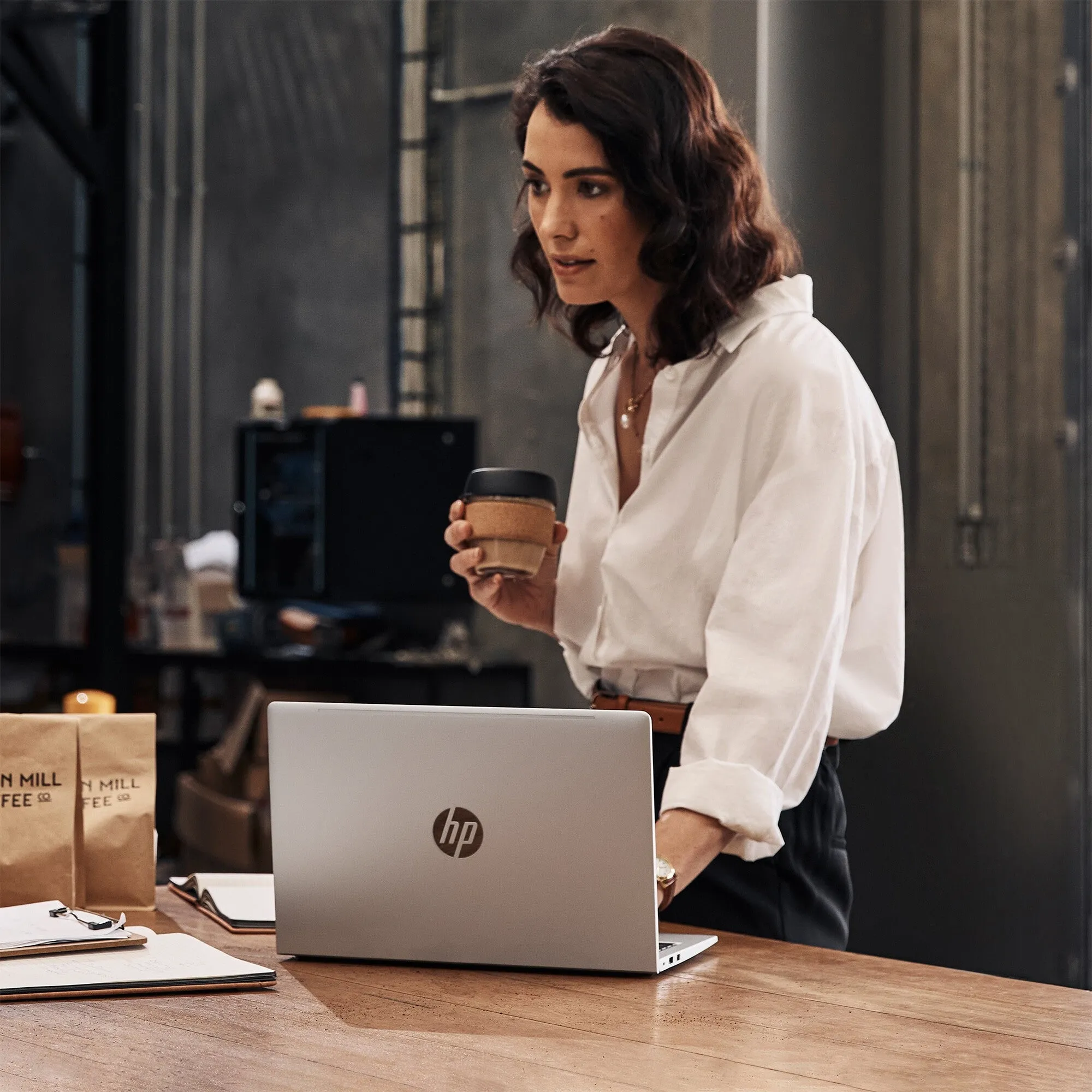 HP ProBook 440 G9 14" Laptop - Intel Core i5-1235U, 8GB RAM, 256GB SSD, Full HD, Windows 11 Pro