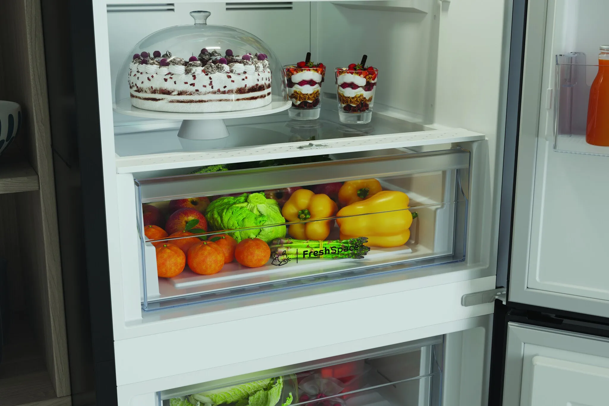 Indesit IBTNF 60182 B UK Freestanding 322L Fridge Freezer - Black, E Rated