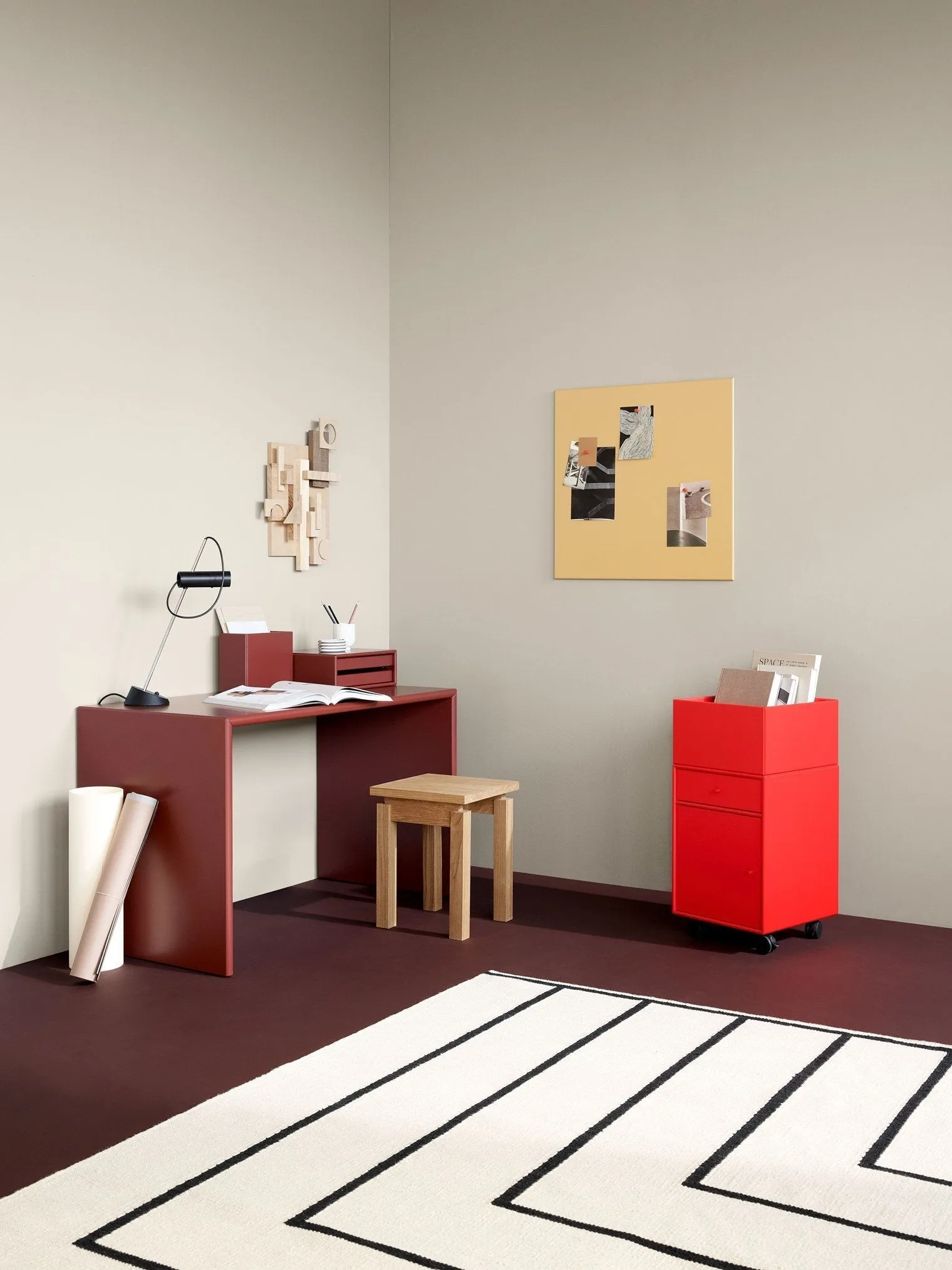 Montana Runner Office Unit On Castors, Pine Green