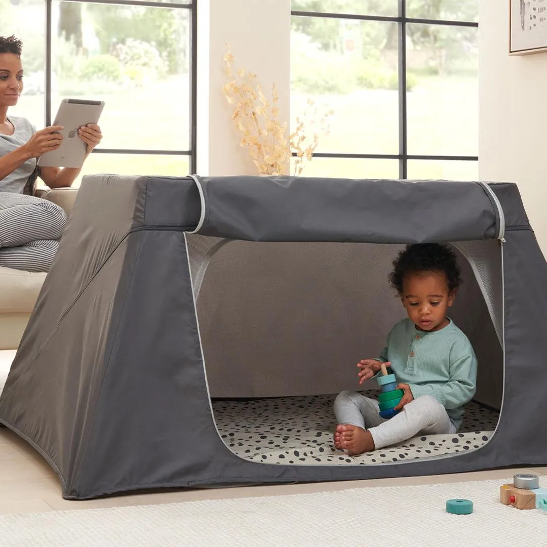 Outlet - Tutti Bambini Cozee Go Day & Night Bundle - Scandanavian Walnut/Ecru