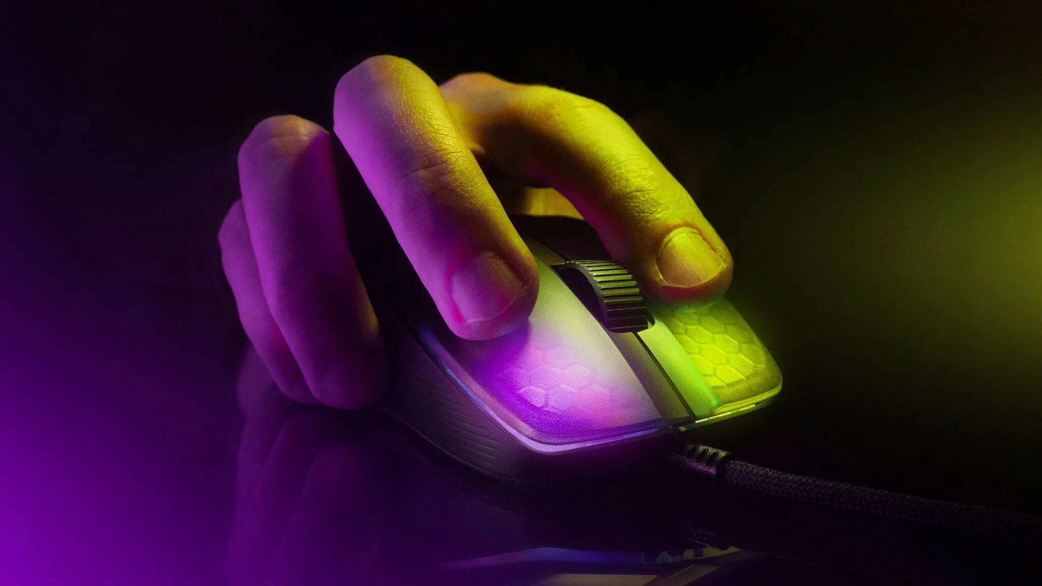 ROCCAT Kone Pro mouse Gaming Right-hand USB Type-A Optical 19000 DPI