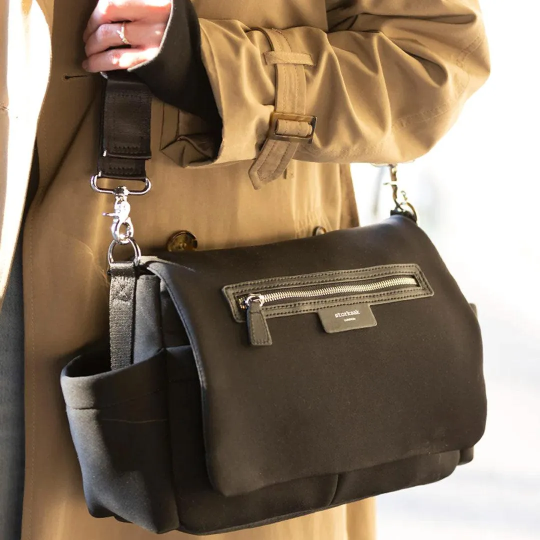 Storksak Stroller Organiser - Luxe - Black   Silver
