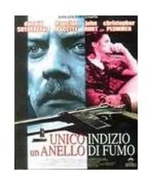 Unico indizio un anello di fumo